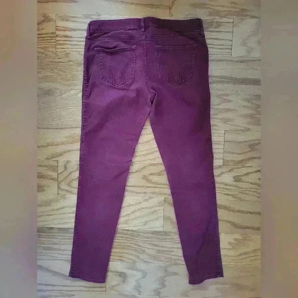 Hollister 7 Burgundy Suede Faux Leather Skinny Jeans - Picture 2 of 4